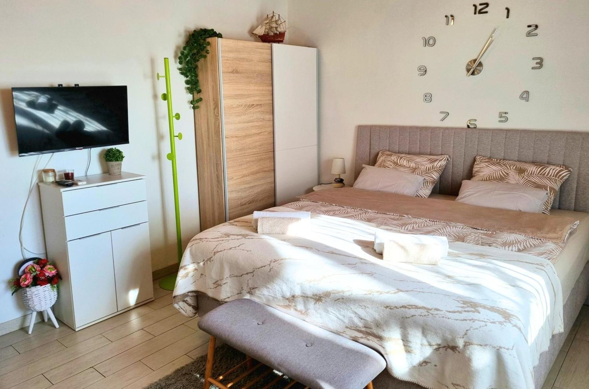 Studio Apartment Lino Skrbcici Экстерьер фото
